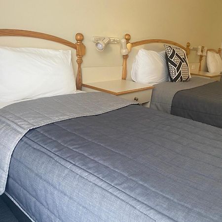Tumbarumba Motel & Elms Restaurant Buitenkant foto