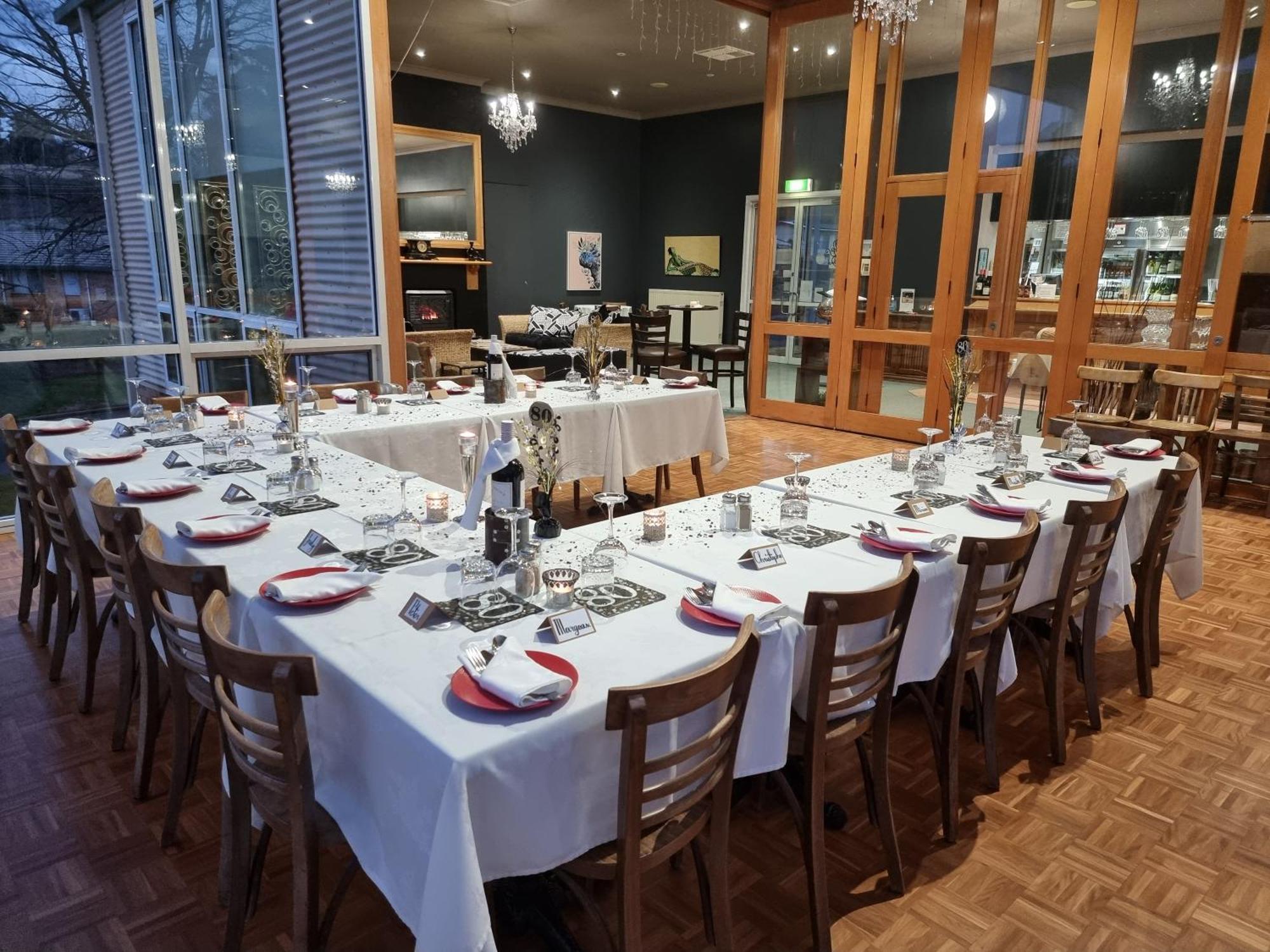 Tumbarumba Motel & Elms Restaurant Buitenkant foto
